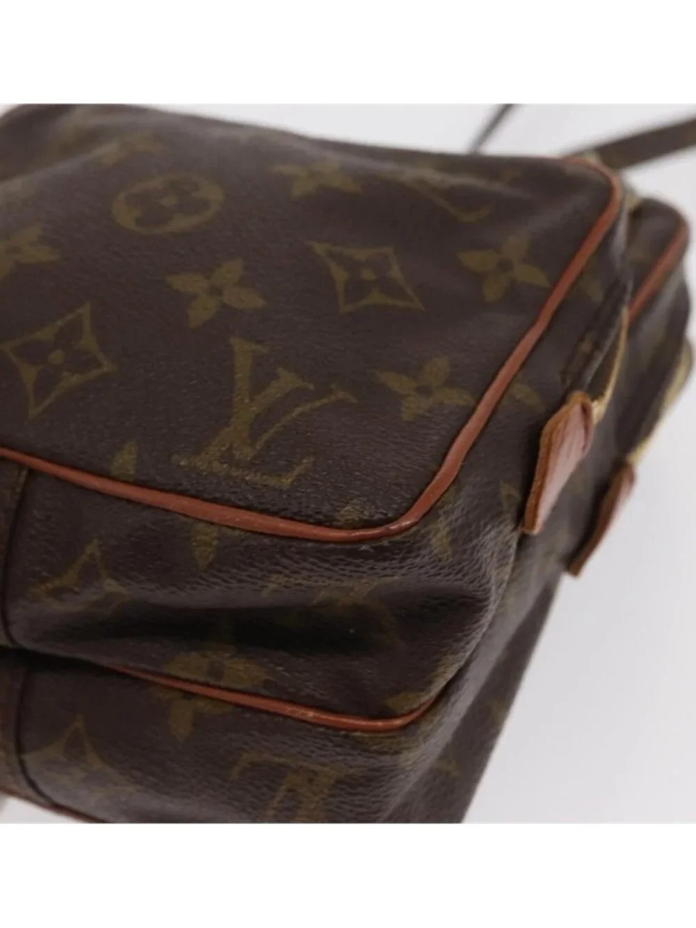 Louis Vuitton pre owned